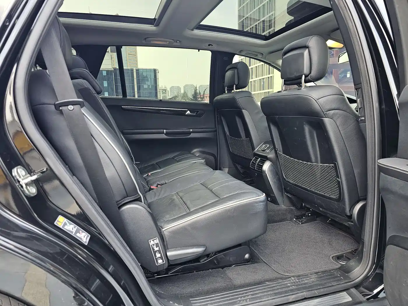 Mercedes-Benz R-Class 2017 R 320 4MATIC Business Collector's Edition фото 18