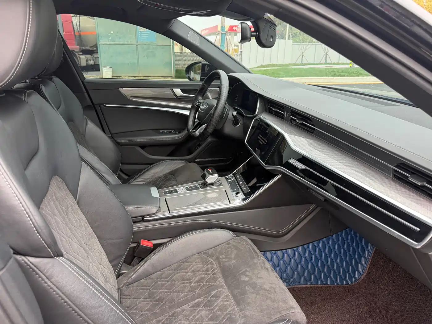 Audi A6L 2021 55 TFSI quattro Premium Dynamic фото 10