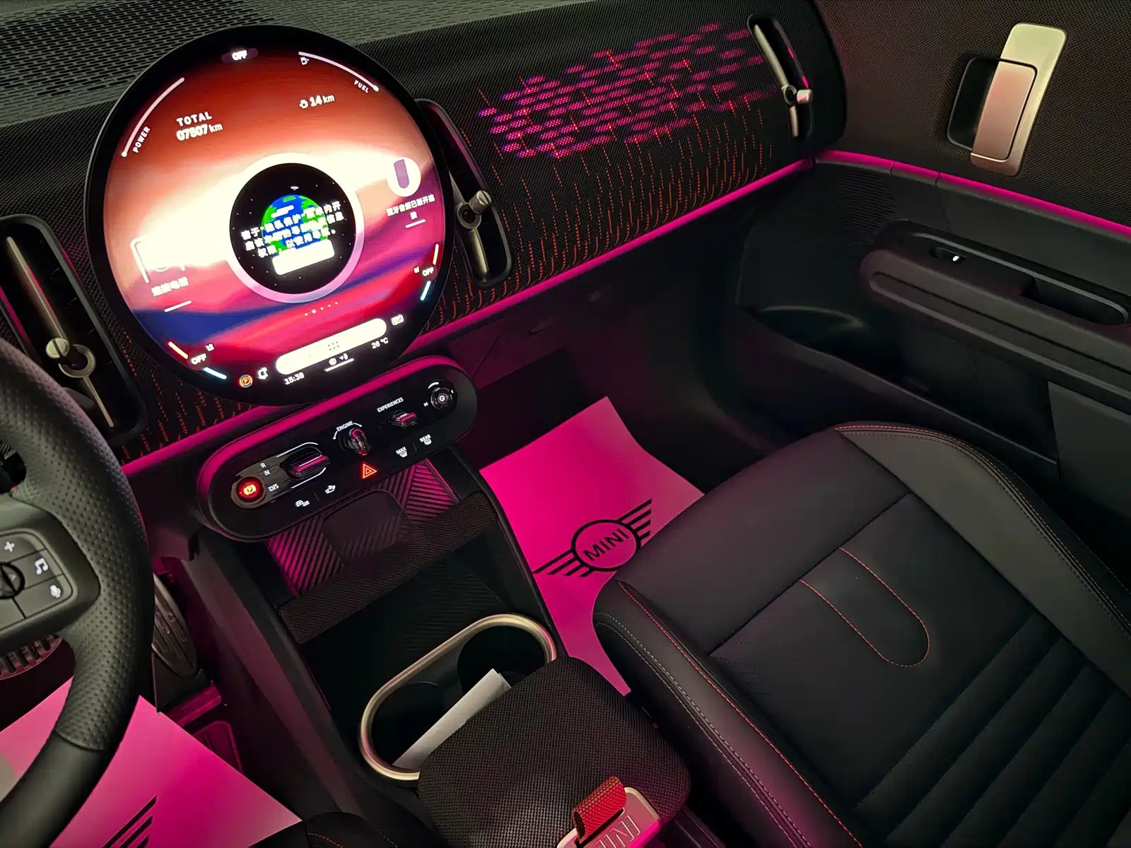 Photo 10 - MINI JCW COUNTRYMAN