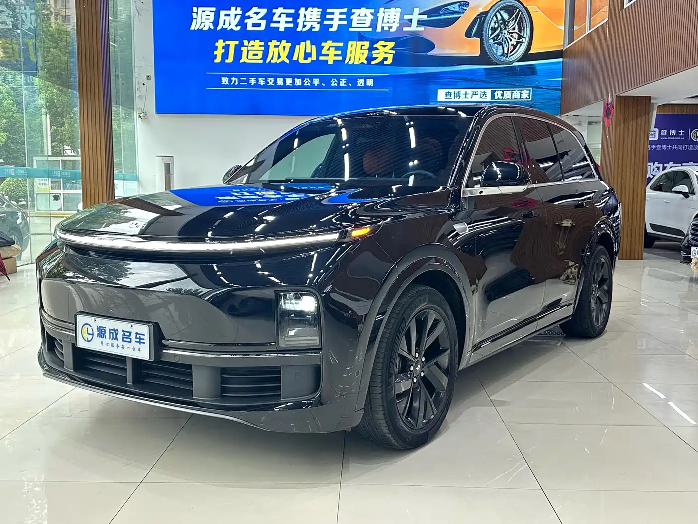 Li Auto L8 2023