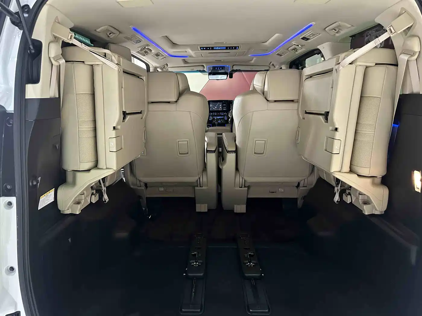 Toyota Vellfire 2023 Crown Hybrid 2.5L HV Premium фото 13