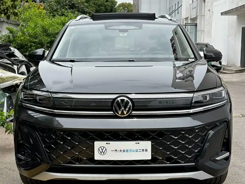 Volkswagen Talagon 2025 450TSI R-Line 6-Seater фото 18