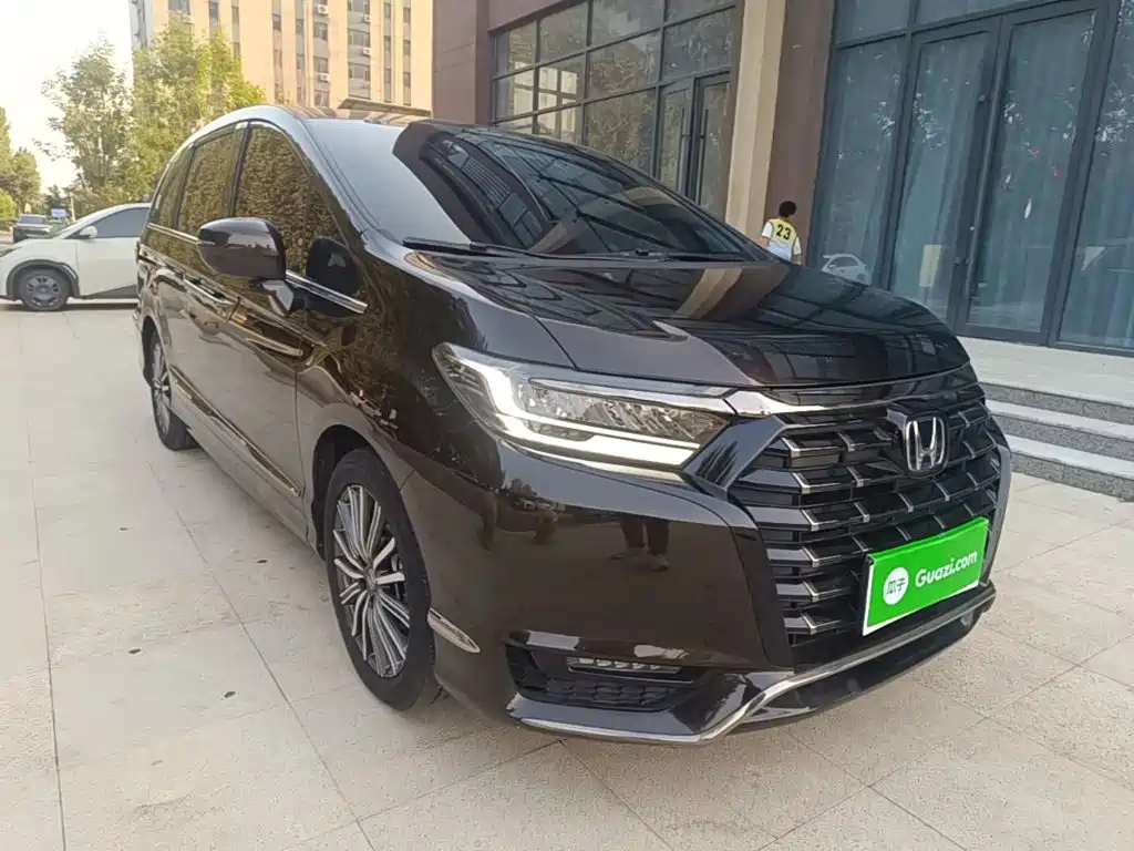 Honda Elysion 2024 2024 2.0L e:HEV Luxury Edition