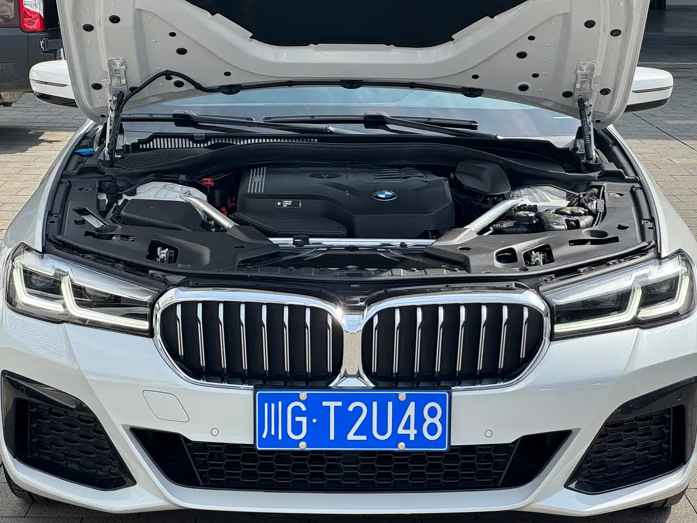 BMW 5 Series 2022 Facelift 530Li Leading M Sport Package фото 9