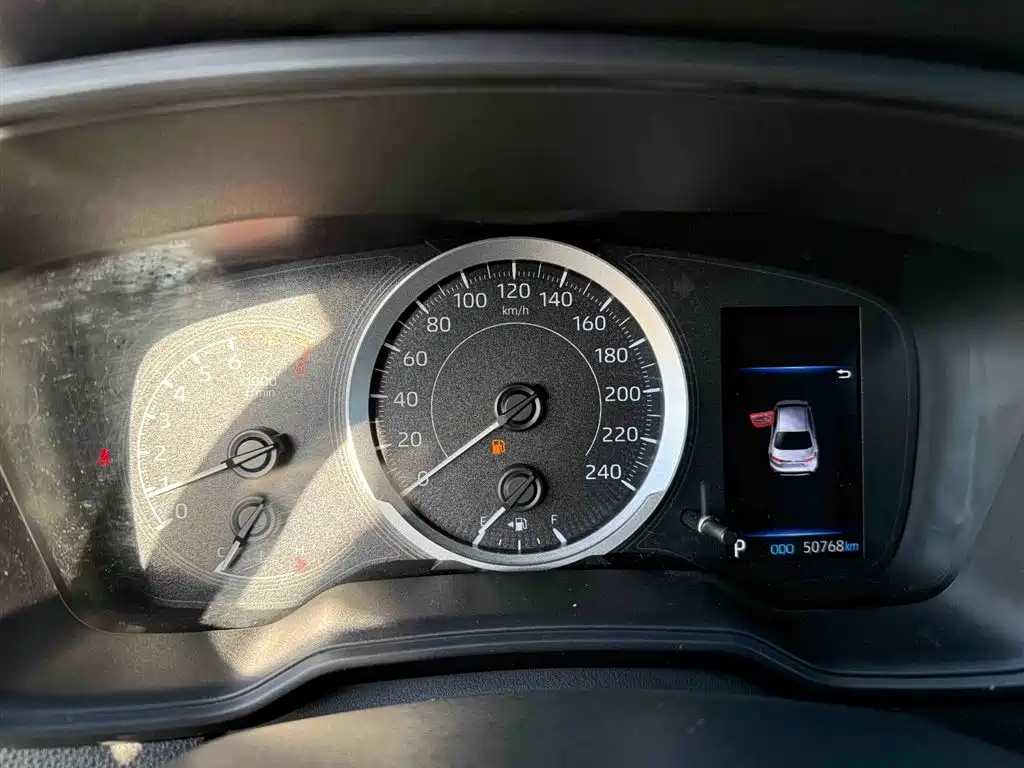 Toyota Levin 2021 185T CVT Sport Edition фото 13