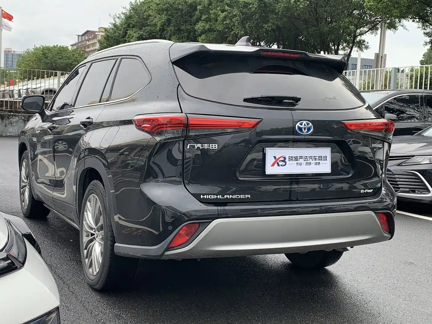 Фото 5 - Toyota Highlander