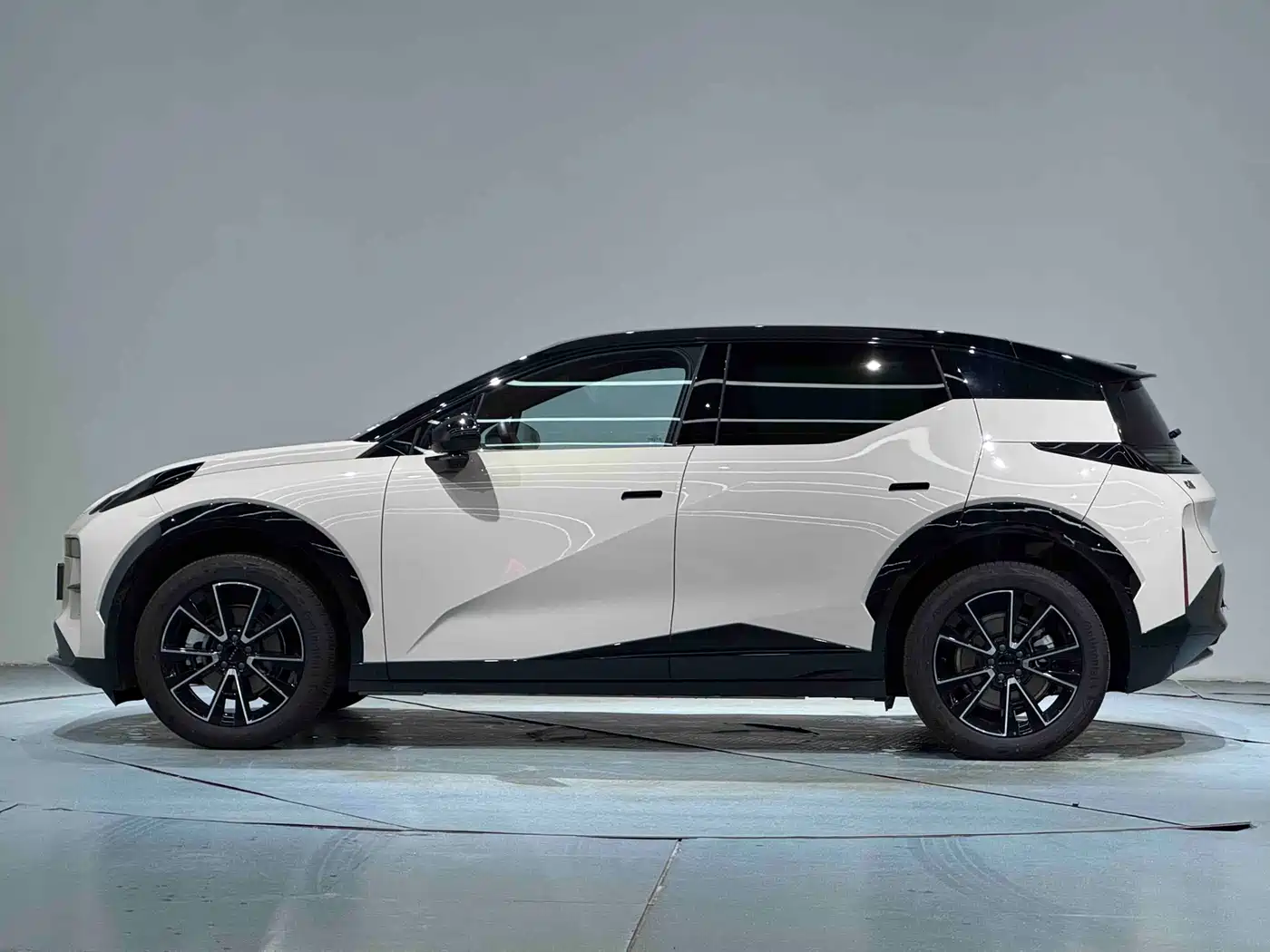 ZEEKR EXTREME KRYPTON X