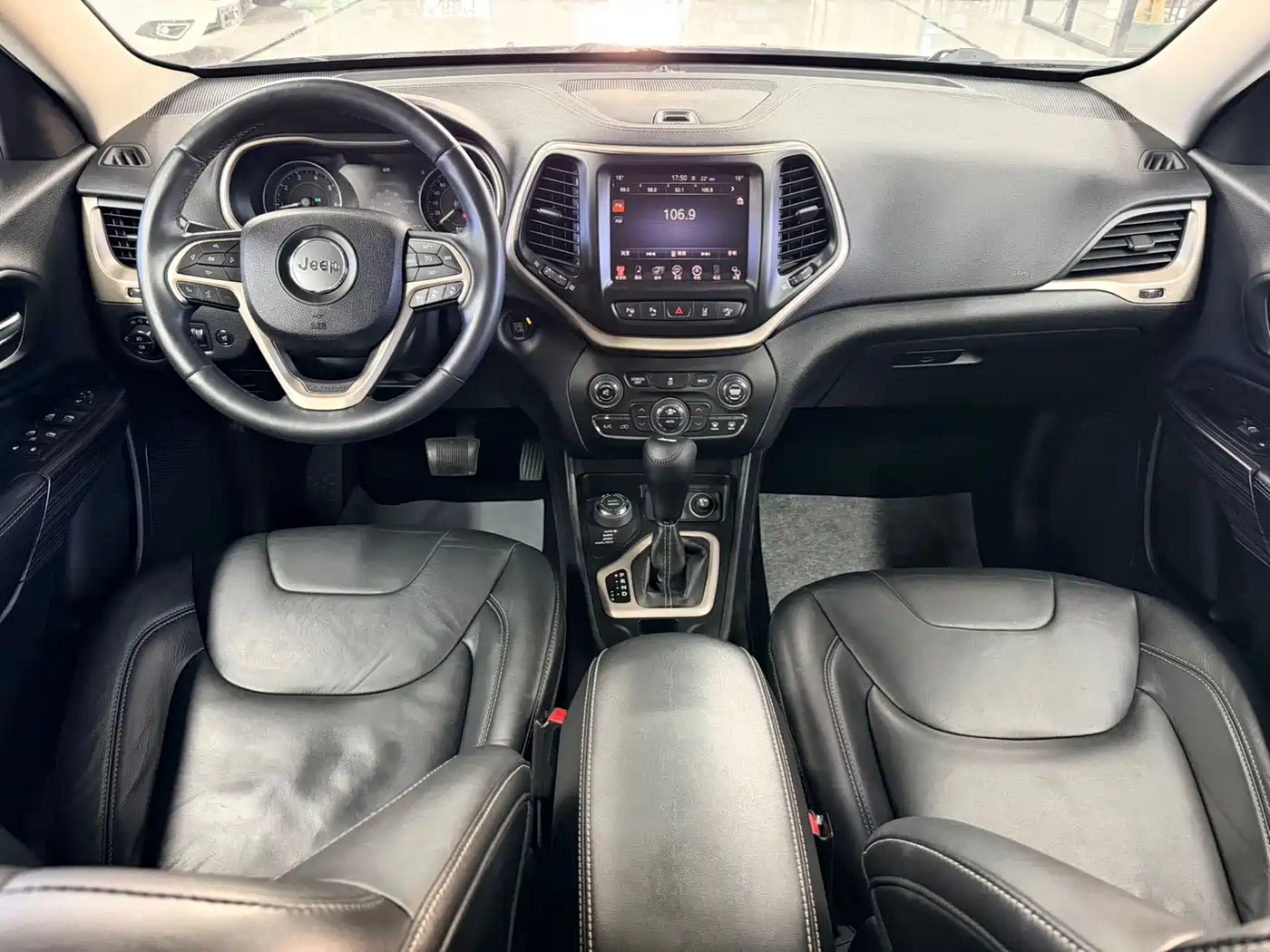 Jeep Cherokee (Import) 2014 2014 2.4L Luxury
