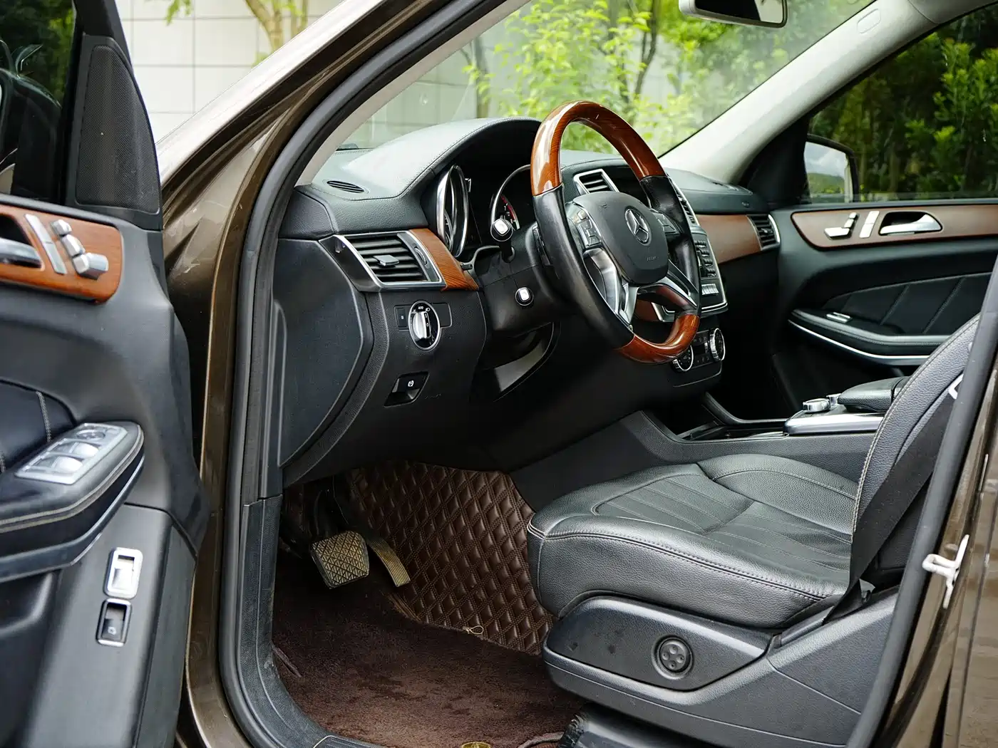 Mercedes-Benz GL-Class 2014 GL 400 4MATIC Dynamic фото 11