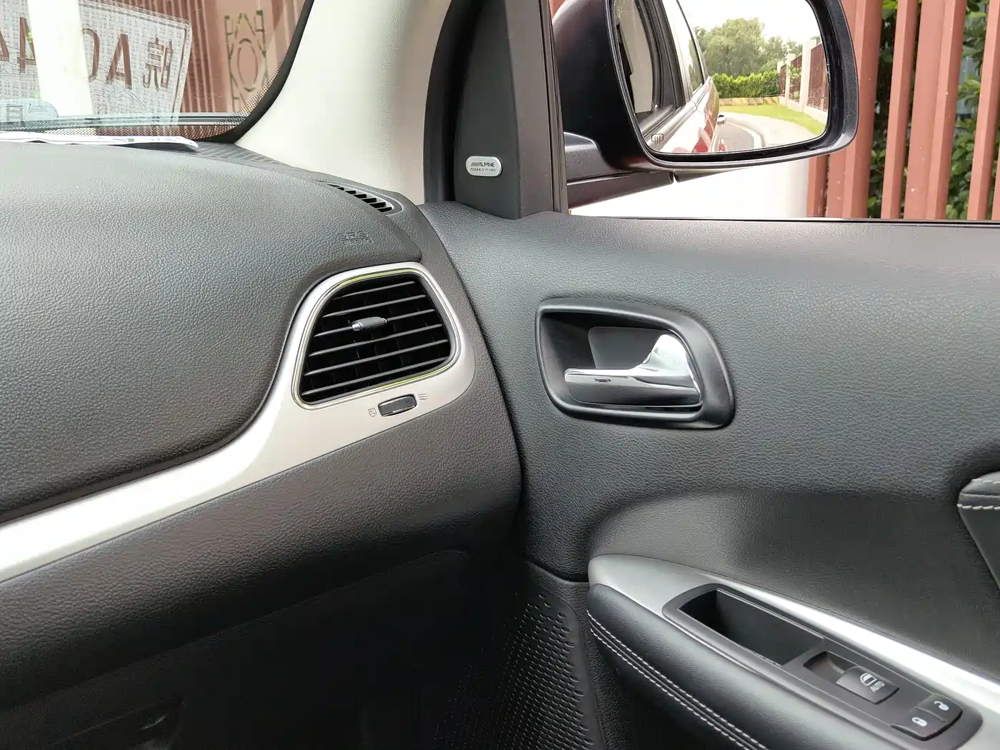 Dodge Journey 2017 2013 Model 2.4L 2WD Premium Edition