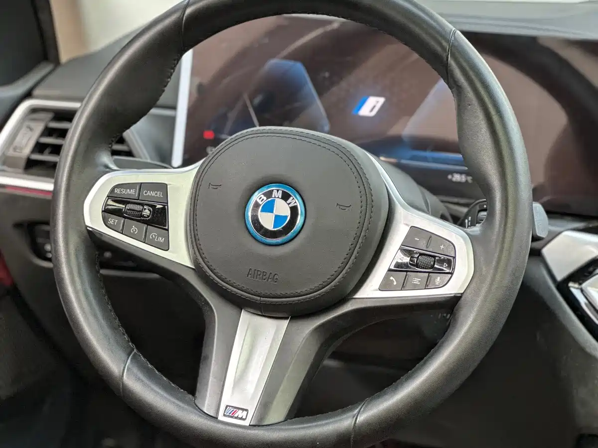BMW 3 Series 2022 325Li M Sport Package фото 17
