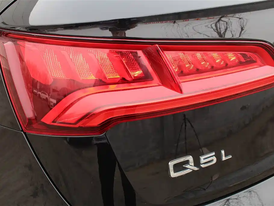 Audi Q5L 2020 45 TFSI Exclusive Fashion фото 16