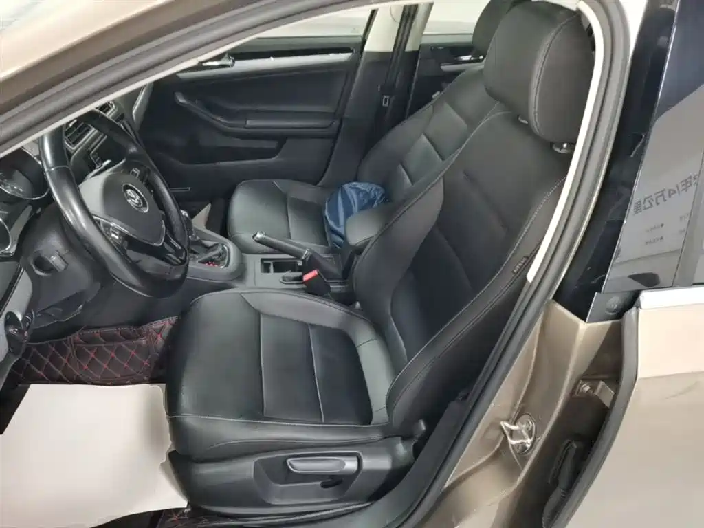 Volkswagen Sagitar 2018 280TSI DSG Comfort фото 15