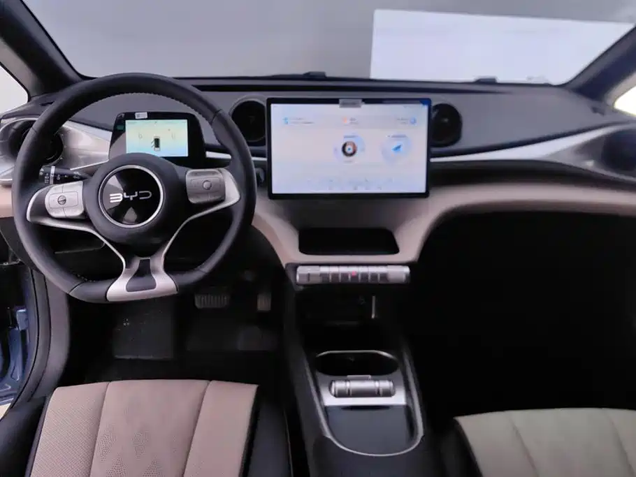 BYD Dolphin 2026 2025 420km Freedom Edition