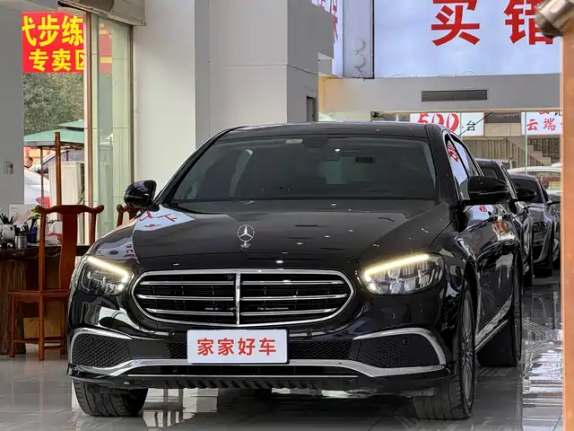 MERCEDES-BENZ E CLASS