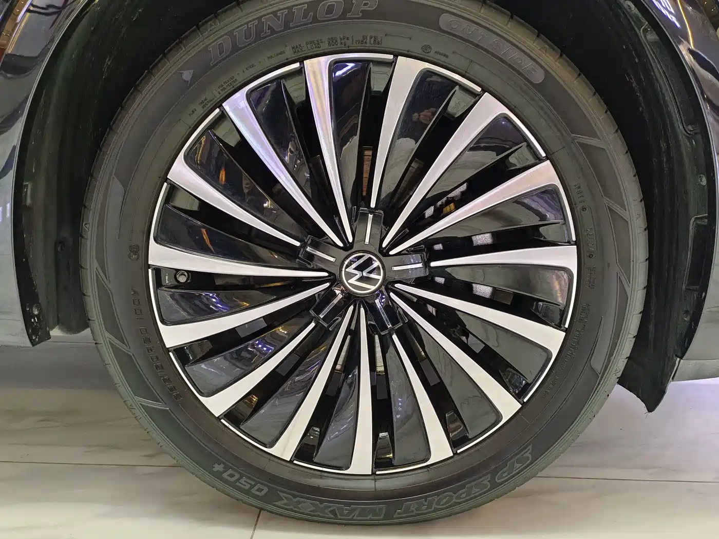 Volkswagen Viloran 2024 380TSI Executive Edition фото 23