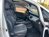 Фото 10 - Geely Vision X3