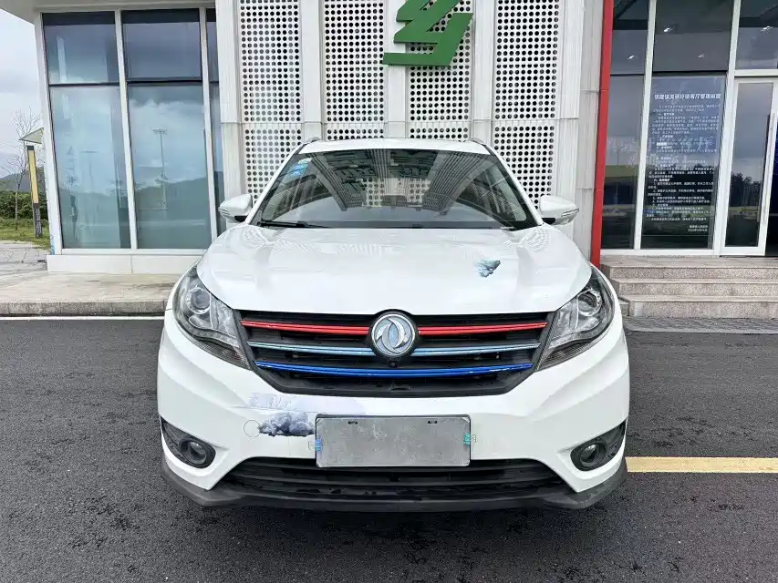 Dongfeng Fengguang Fengguang 580 2018 2017 1.5T CVT Comfort Version