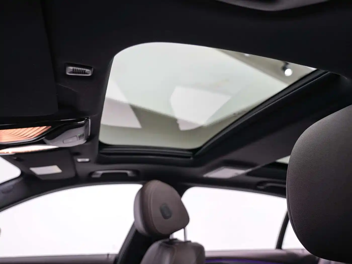 BMW 5 Series 2021 530Li Leading M Sport Package фото 10