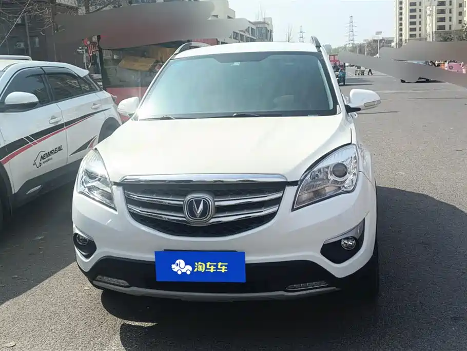 CHANGAN CS35