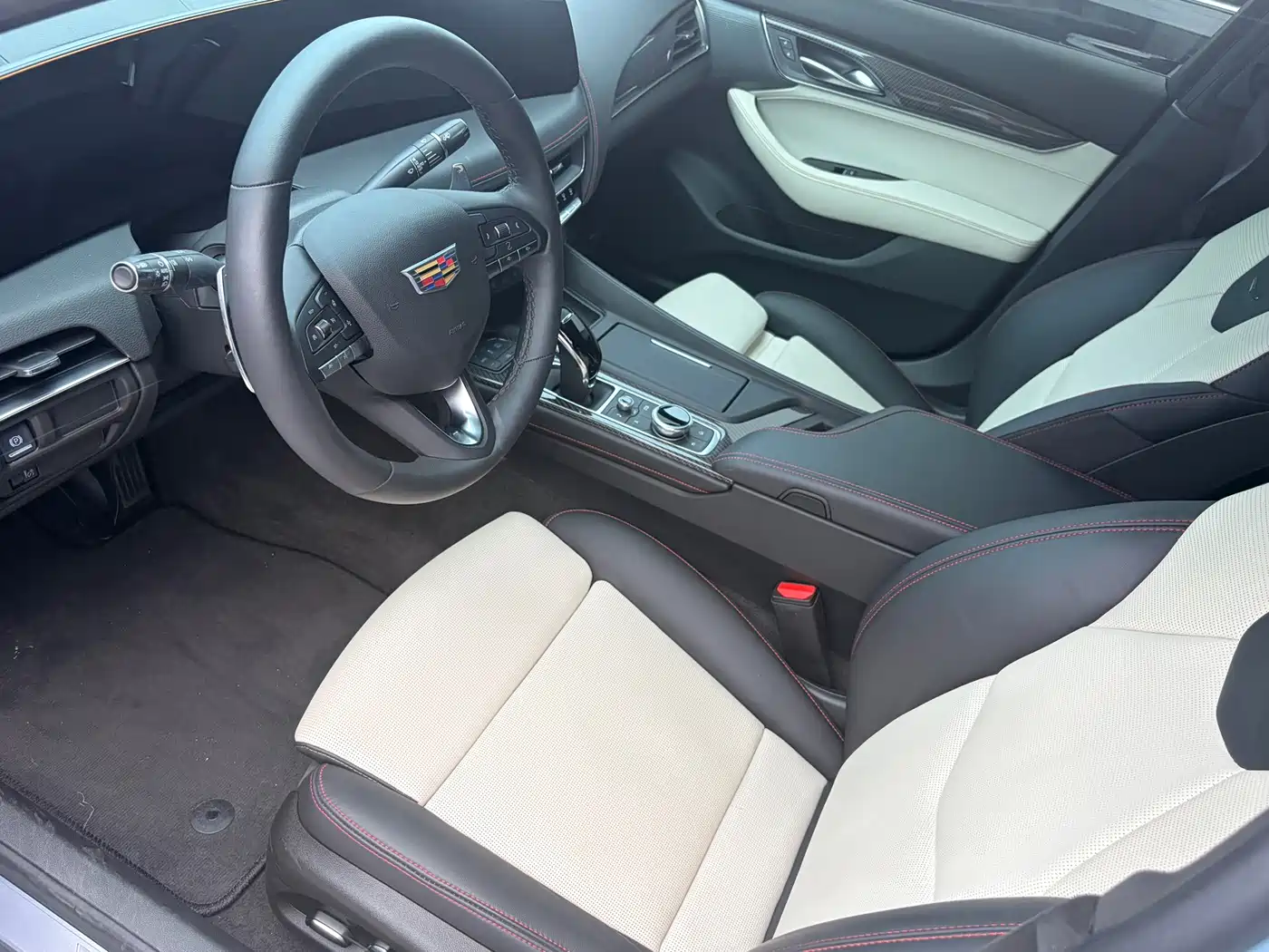 Cadillac CT5 2025 2025 Model 28T Track Performance Edition + Peak Track Package