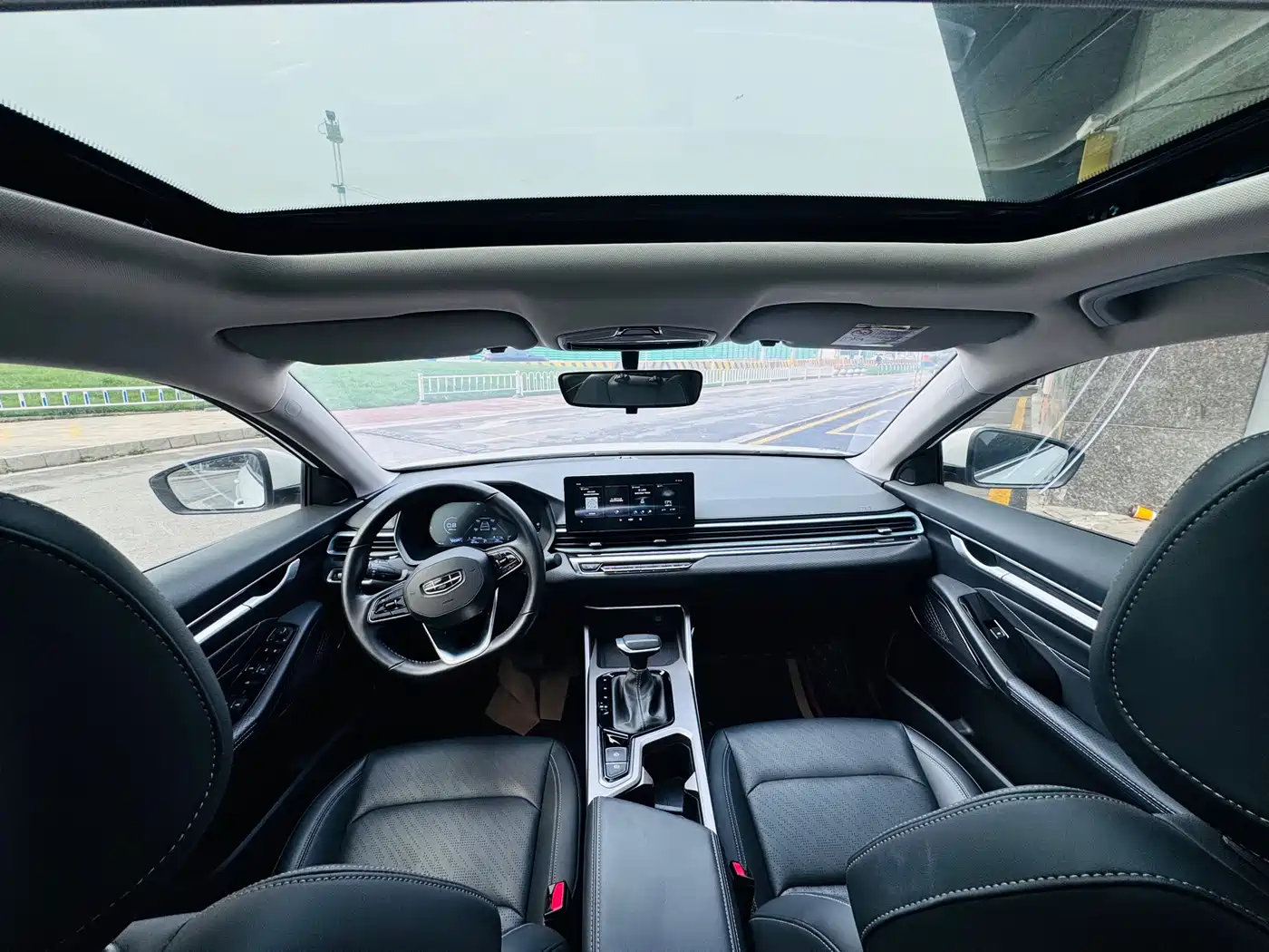 GEELY AUTOMOBILE EMGRAND