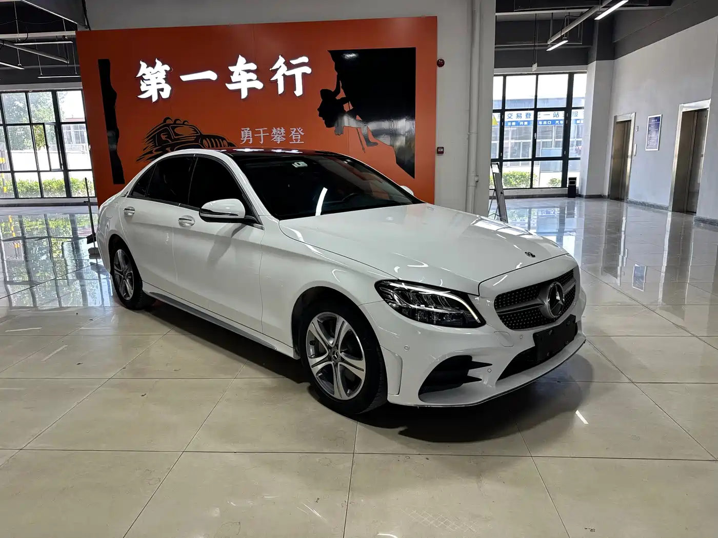 Mercedes-Benz C-Class 2021 C 260 L Sport Edition фото 2