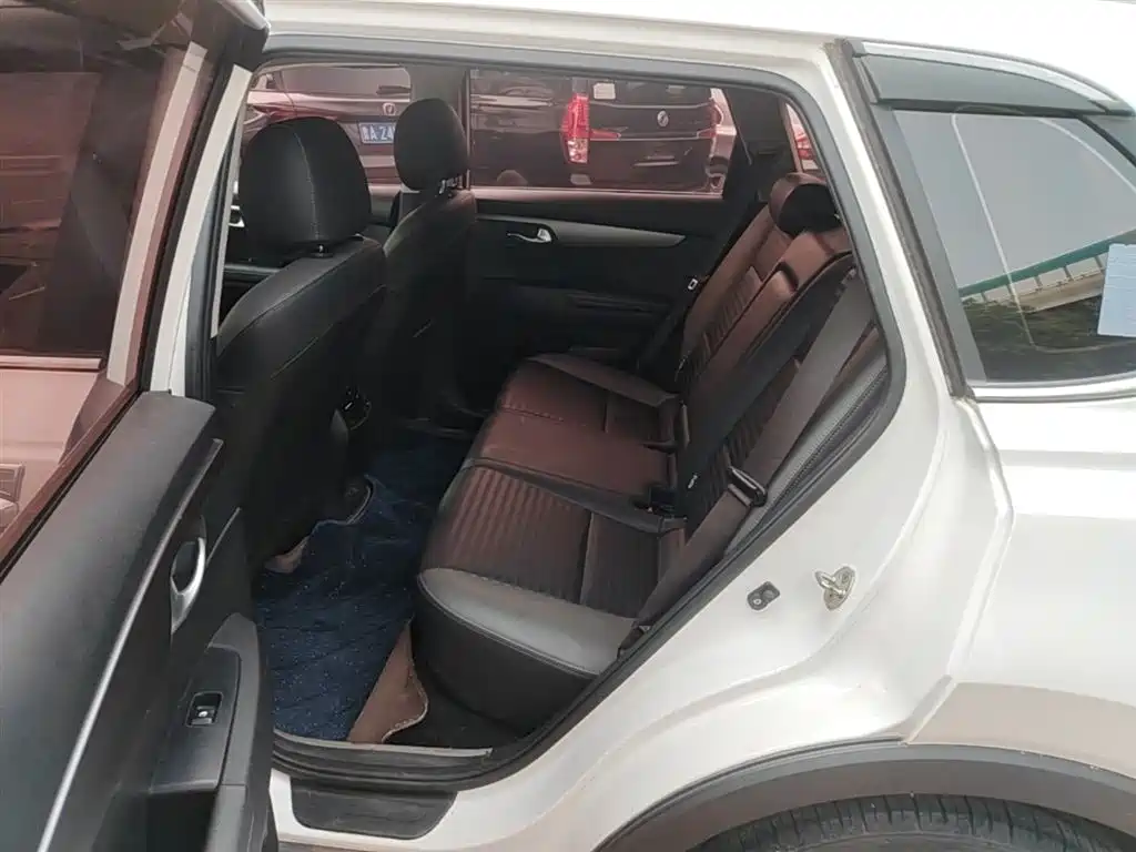 Kia Sportage 2018 2.0L Automatic Smart Luxury (China V) фото 17