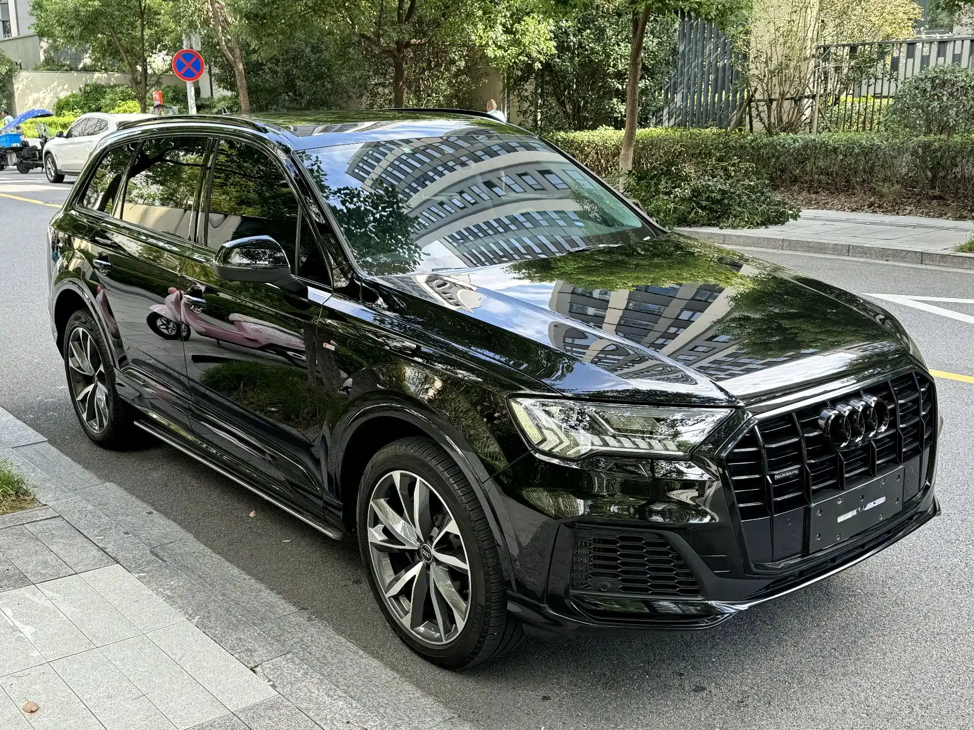 Photo 23 - Audi Q7