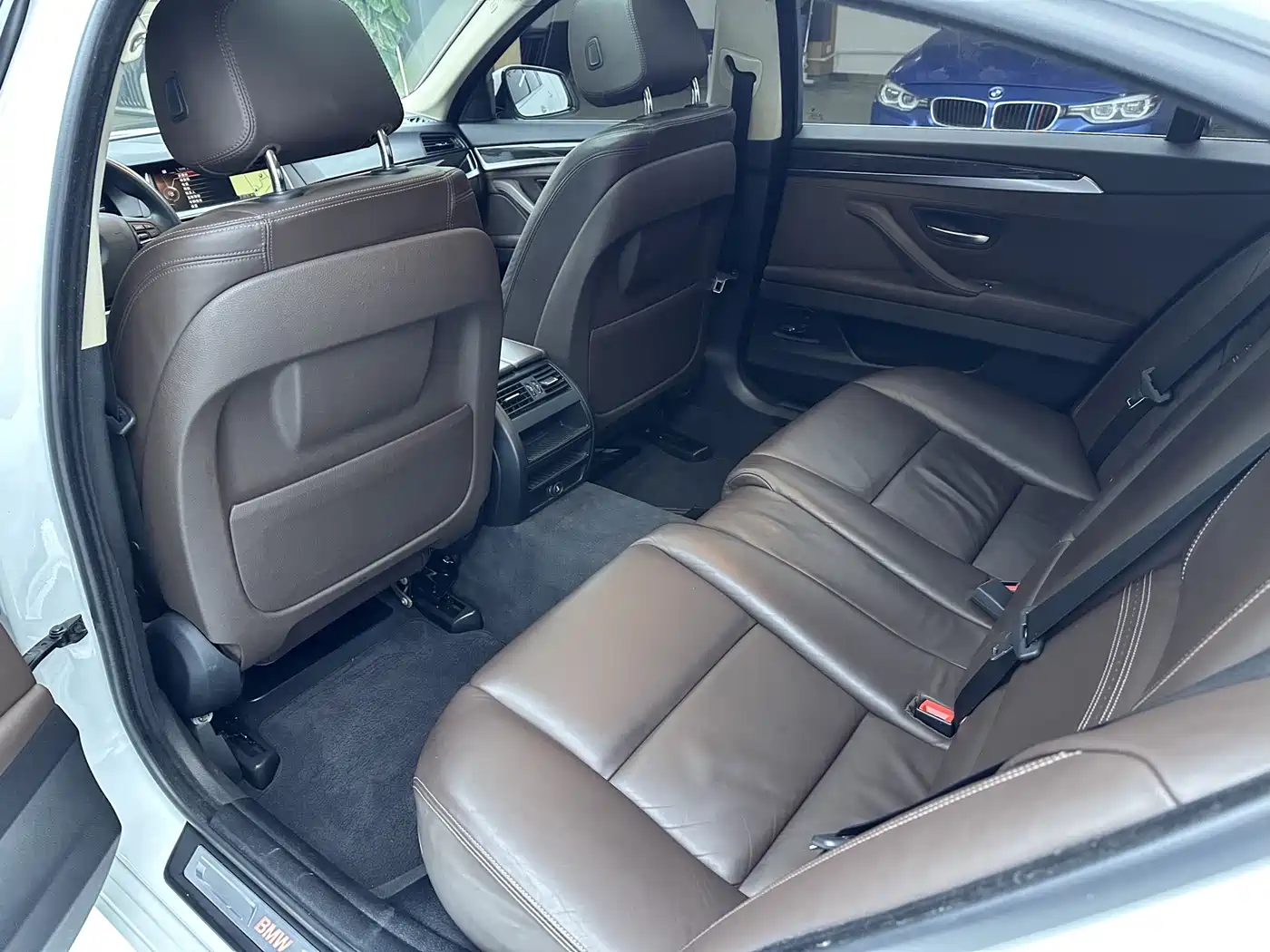 BMW 5 Series 2014 525Li Luxury Design Package фото 7