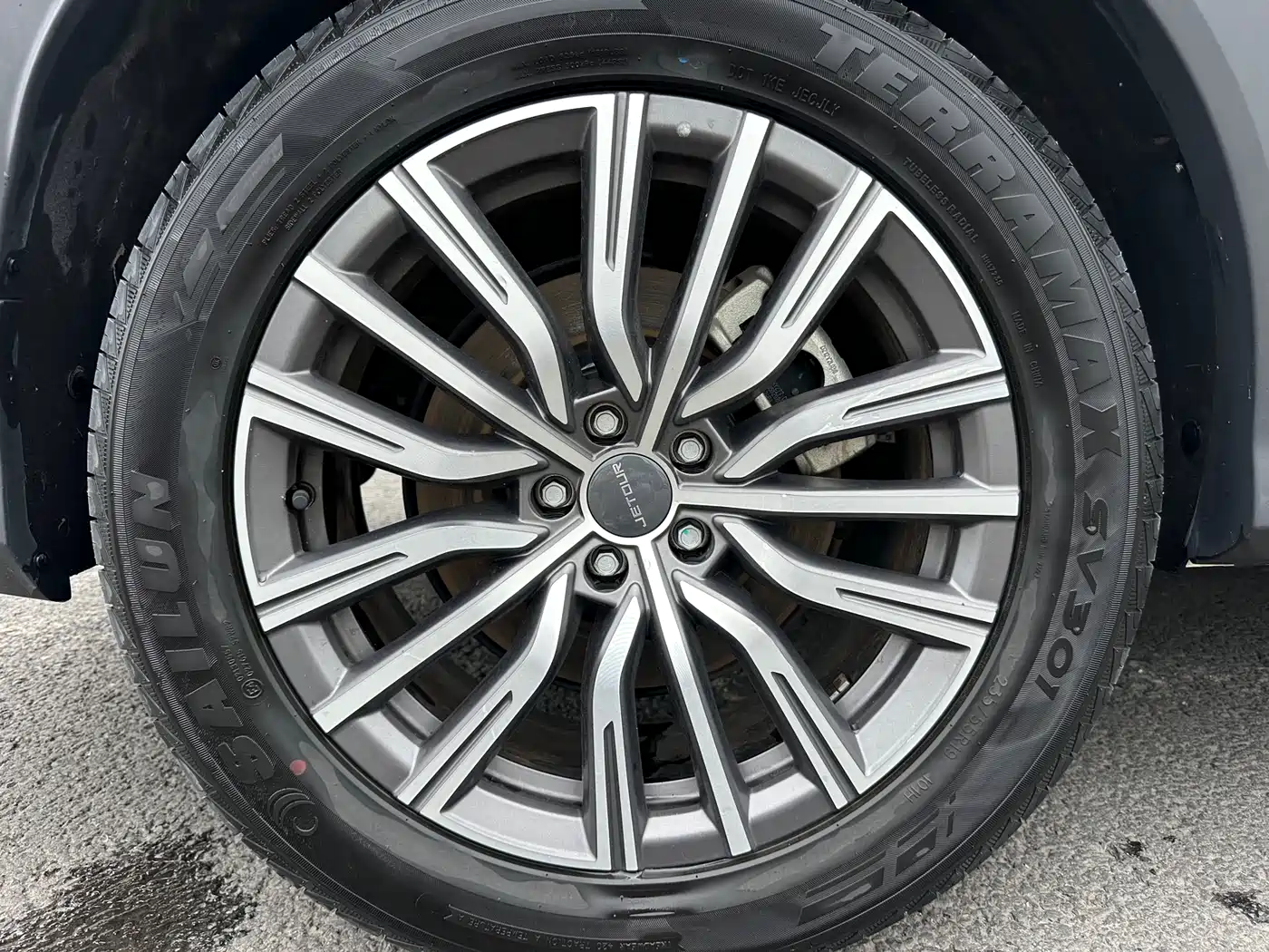 Jetour X70 PRO 2024 2024 1.5T DCT Peanut Edition 5-seater