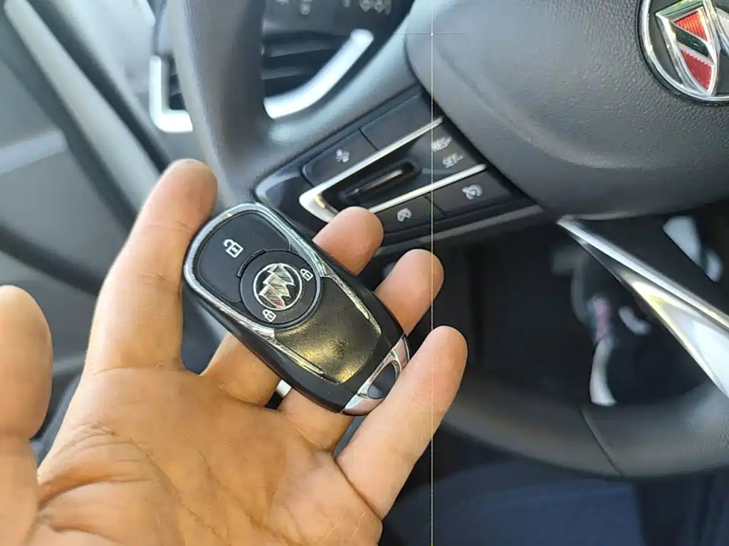 BUICK ANGKOLA