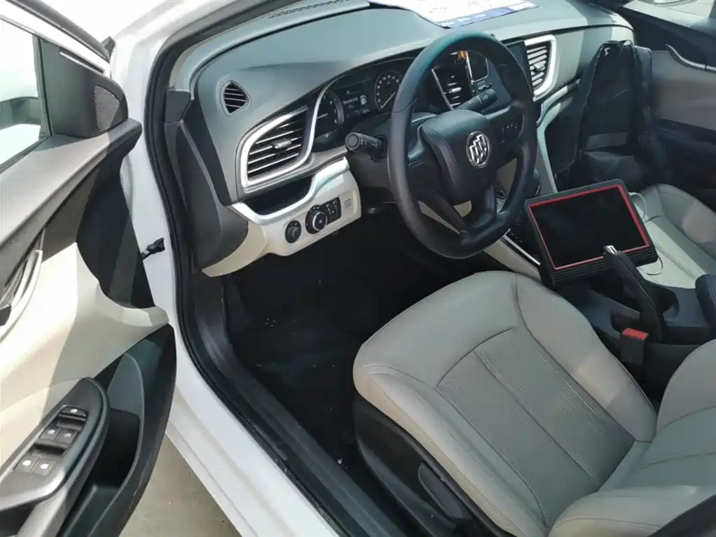 Buick Excelle 2017 15N Automatic Elite фото 15