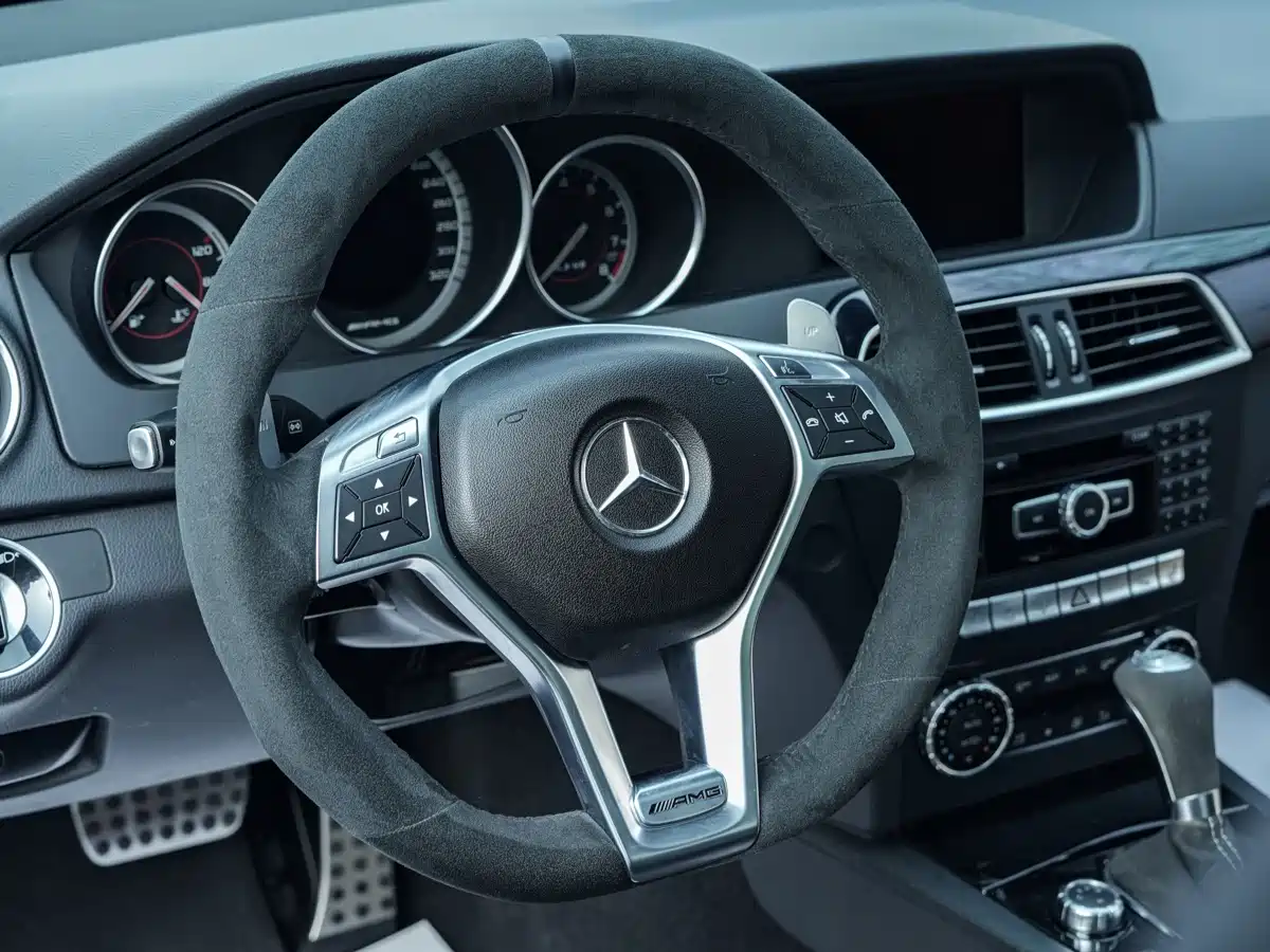 Mercedes-Benz C-Class AMG 2014 AMG C 63 Edition 507 фото 10