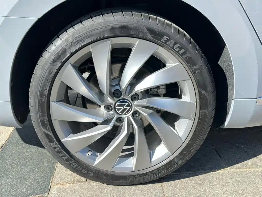 Volkswagen FAW-Volkswagen CC 2024 2024 380TSI Eye-catching Public Sharing Edition