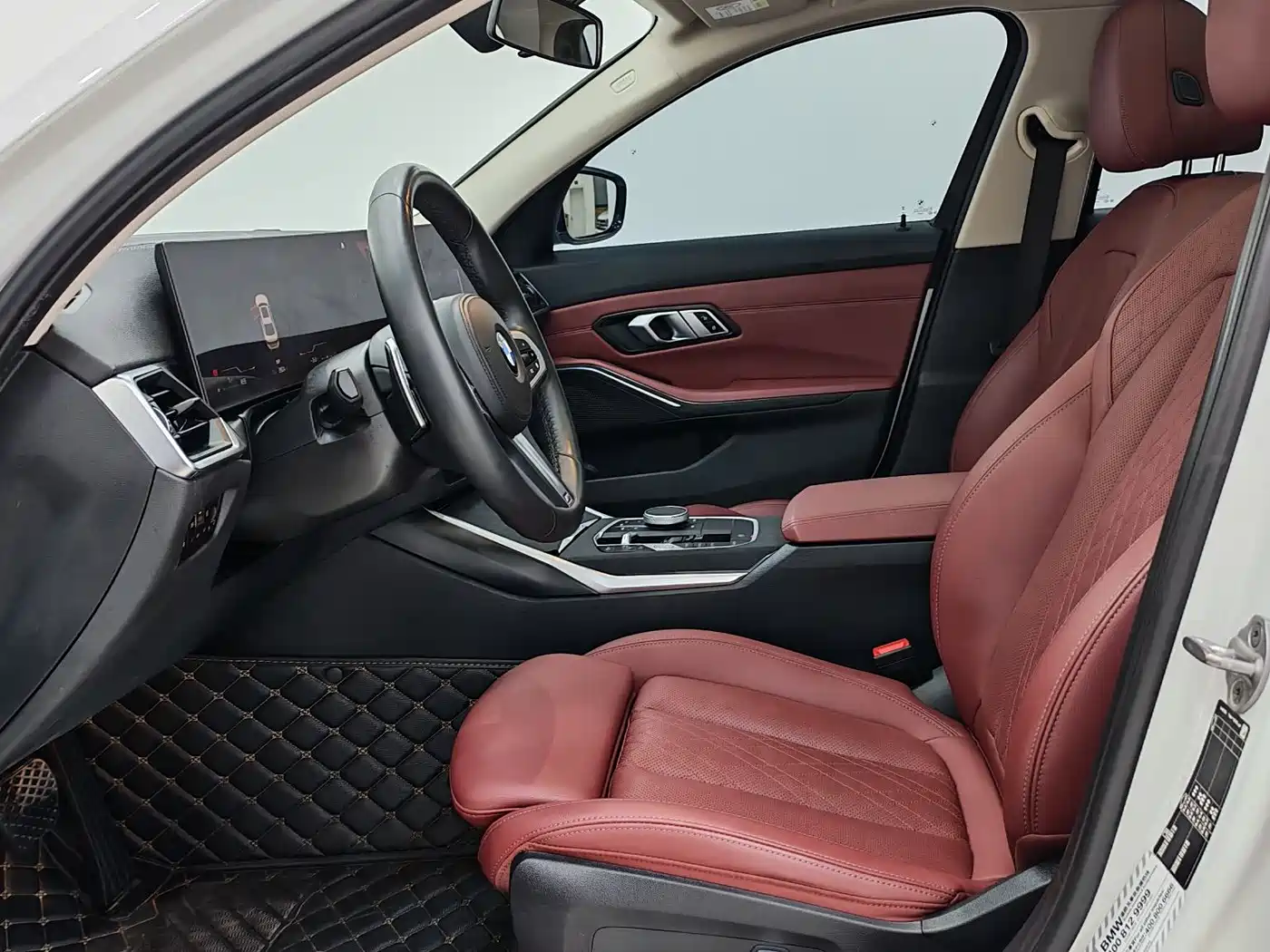 BMW 3 Series 2023 320Li M Sport Package фото 9