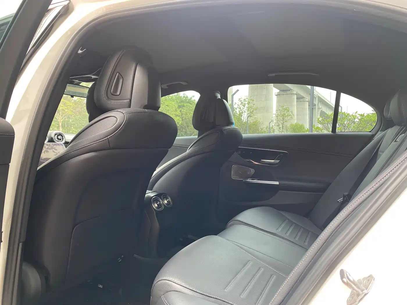 Mercedes-Benz C-Class 2023 C 260 L Sport фото 5
