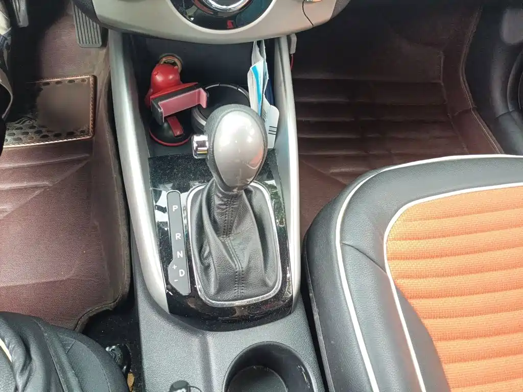 Kia Forte 2015 2014 1.6L AT GL