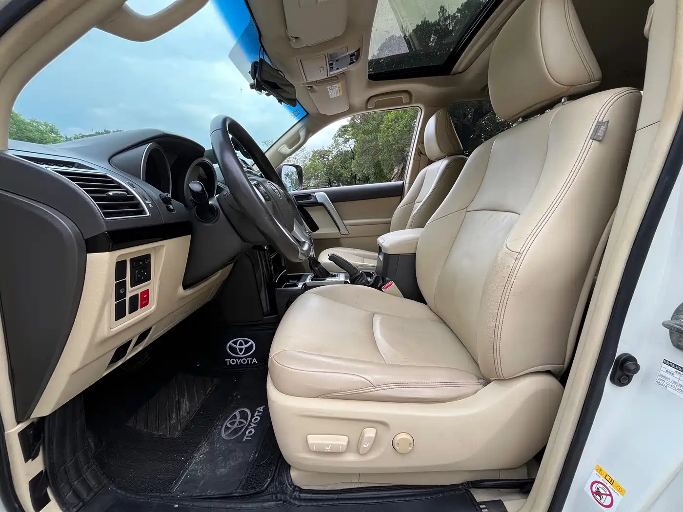 Toyota Prado 2016 2.7L Auto Luxury Edition фото 4