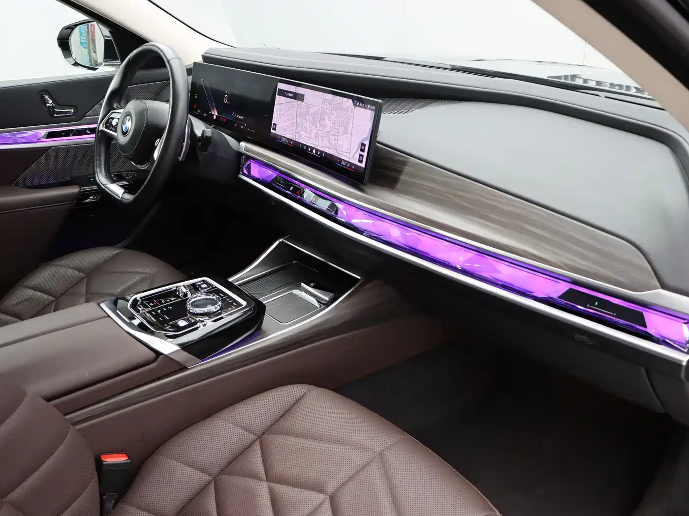 BMW 7 Series 2023 Model 735Li Luxury Package фото 25