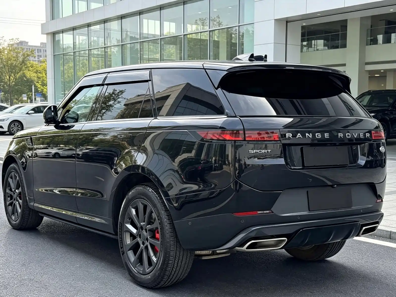 Photo 14 - Land Rover Range Rover Sport