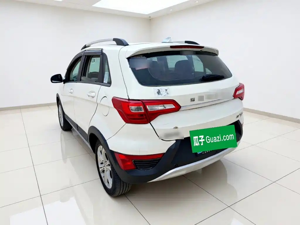 BAIC Senova X25 2017 2015 1.5L Manual Elite Type