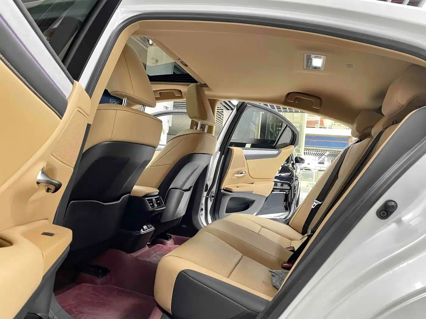 Lexus ES 2025 2025 200 Ultimate Edition