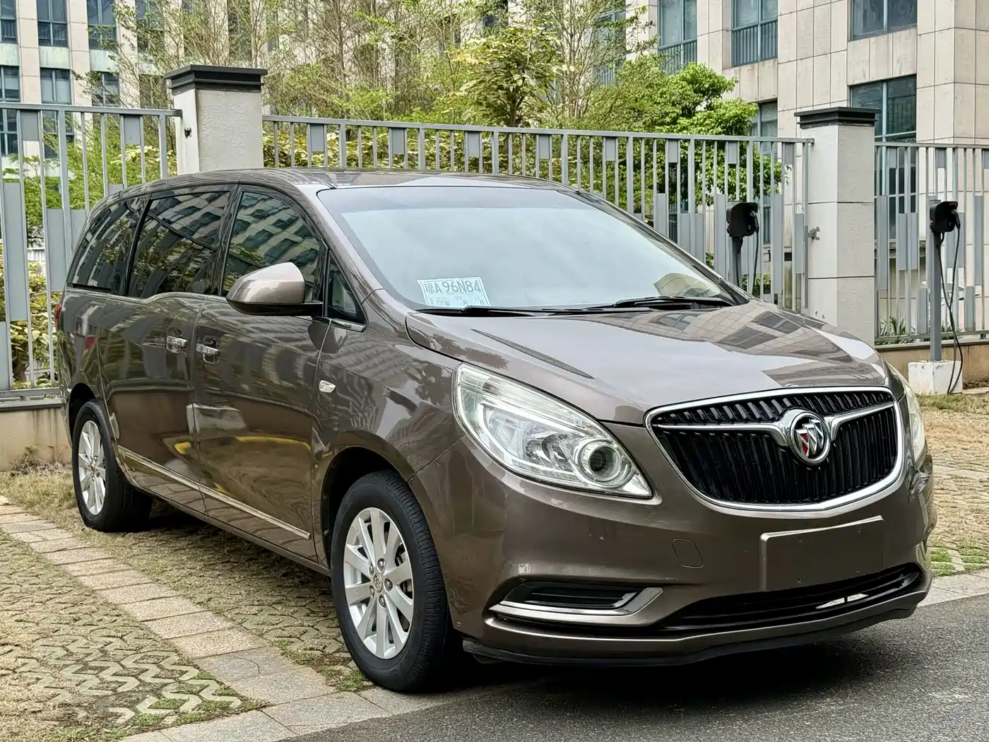 Buick GL8 2017 25S Luxury China V фото 3