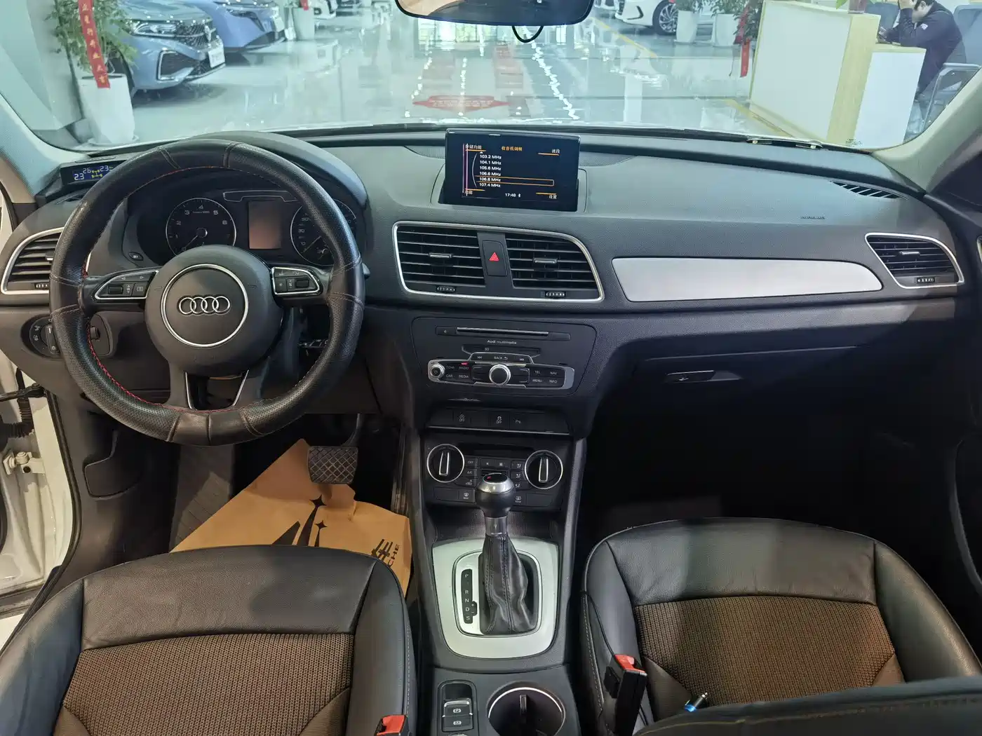 Audi Q3 2018 30th Anniversary Edition 30 TFSI Fashion фото 6