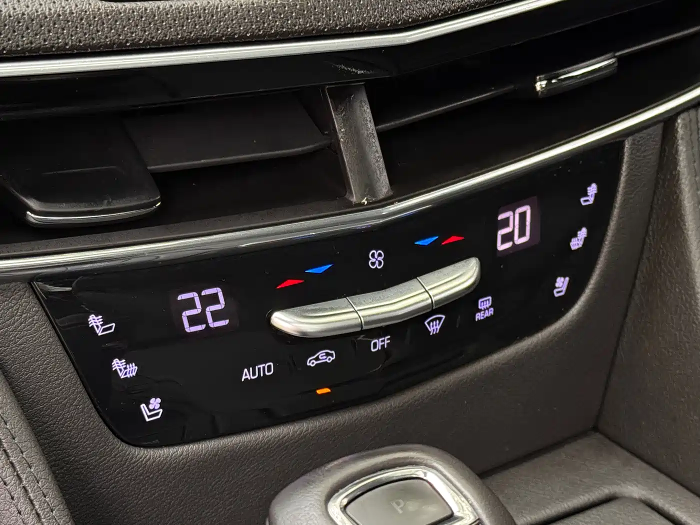 Cadillac CT6 2019 28T Leading Sport Model фото 10