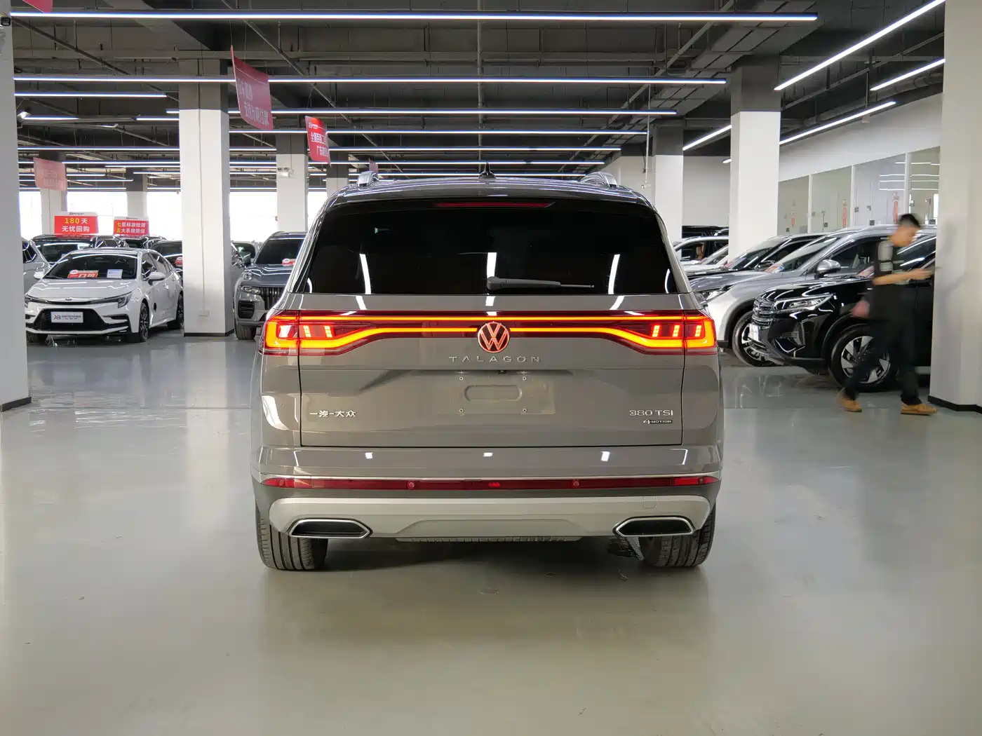 Volkswagen Talagon 2021 380TSI 4WD Luxury Premium Edition Pro фото 9