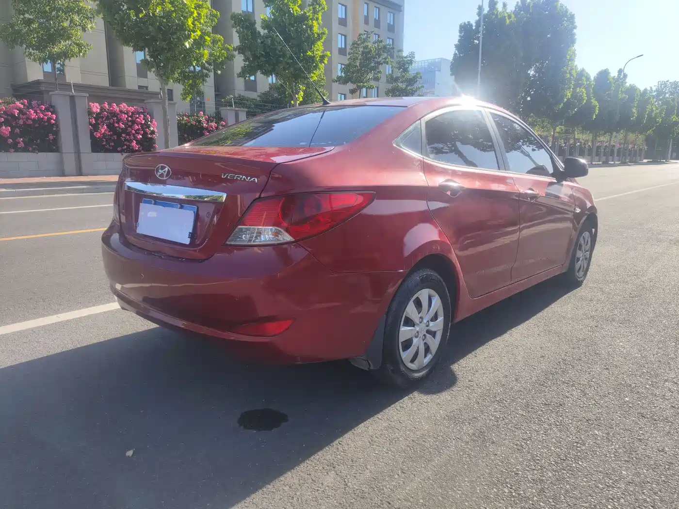 Hyundai Verna 2010 Sedan 1.4L Automatic Comfort GS фото 17