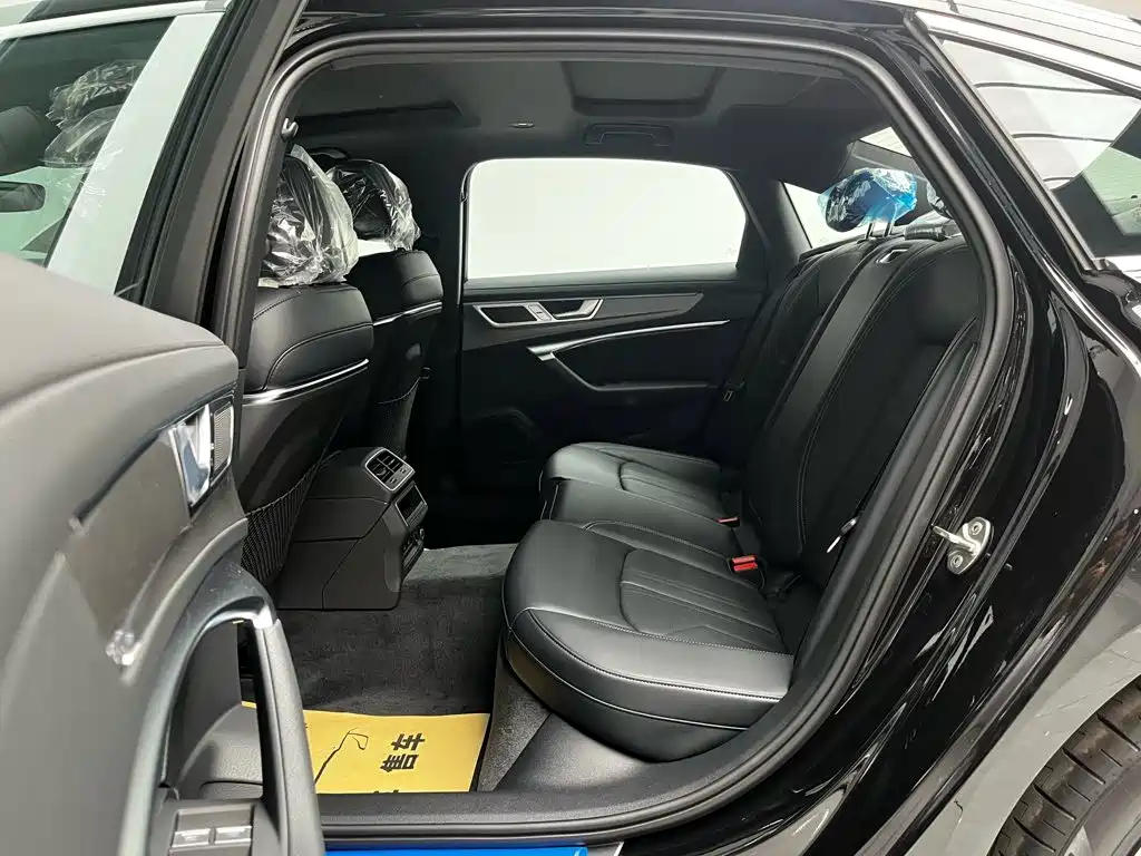  Audi Audi A6L 2026 Model Year 45 TFSI quattro Premium Dynamic 10