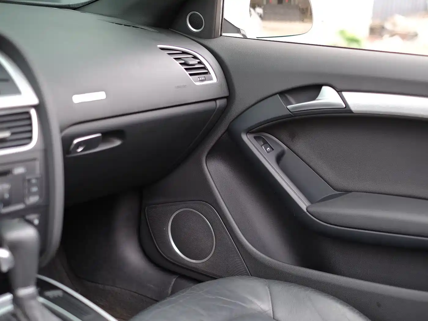 Audi A5 (Import) 2010 2.0TFSI Cabriolet фото 23